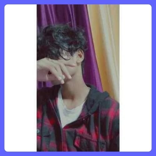 মুখ না দেখিয়ে ছেলেদের পিক